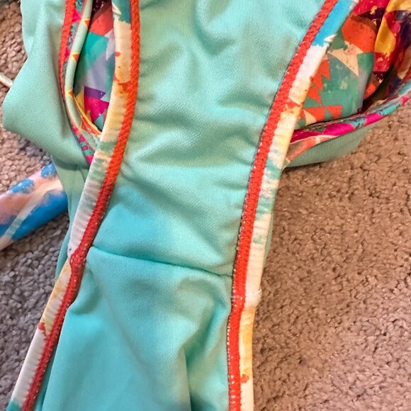 BAR III | Women’s One Piece Bathing Suit criss cross back | Multi Color |Size: S - Picture 4 of 13